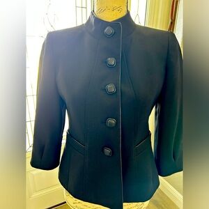 Le Suit 2p pant Suit, great Asian-inspired collar.